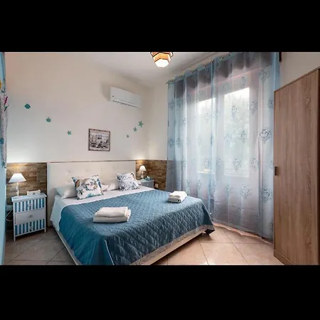 Makari Our Angel - Stellamaris Apartment